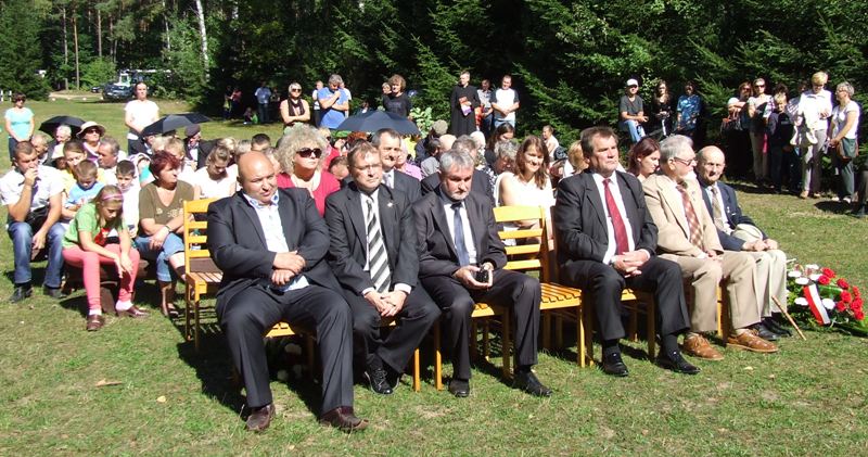 Wołają krzyże i kamienie