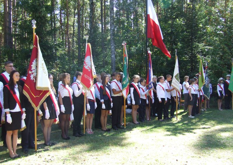 Wołają krzyże i kamienie