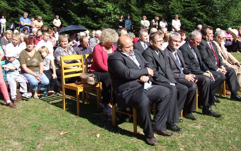 Wołają krzyże i kamienie