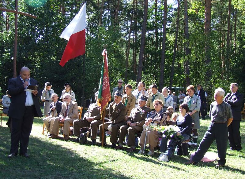 Wołają krzyże i kamienie