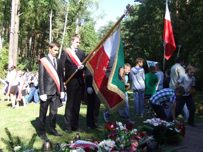 Wołają krzyże i kamienie