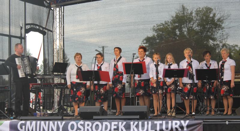 Potrójne święto w Strzale ? z Izabelą Trojanowską