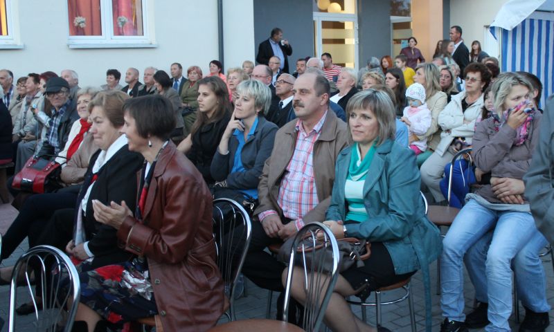Potrójne święto w Strzale ? z Izabelą Trojanowską