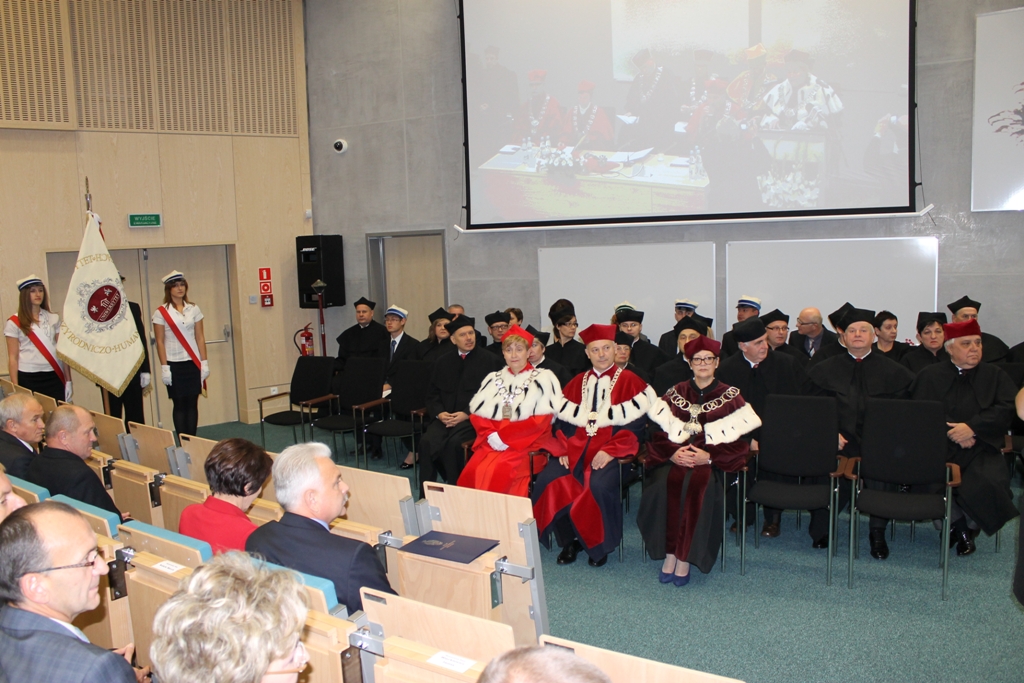 Studenci już na zajęciach! Rozpoczęcie nowego roku akademickiego 2013/2014 na UPH (fotogaleria)