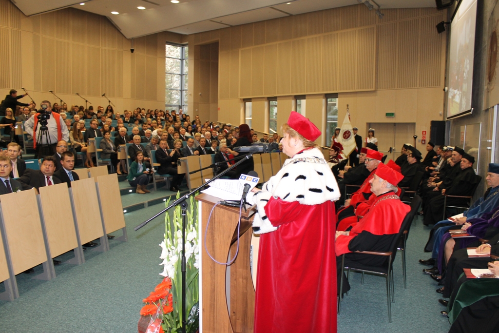 Studenci już na zajęciach! Rozpoczęcie nowego roku akademickiego 2013/2014 na UPH (fotogaleria)