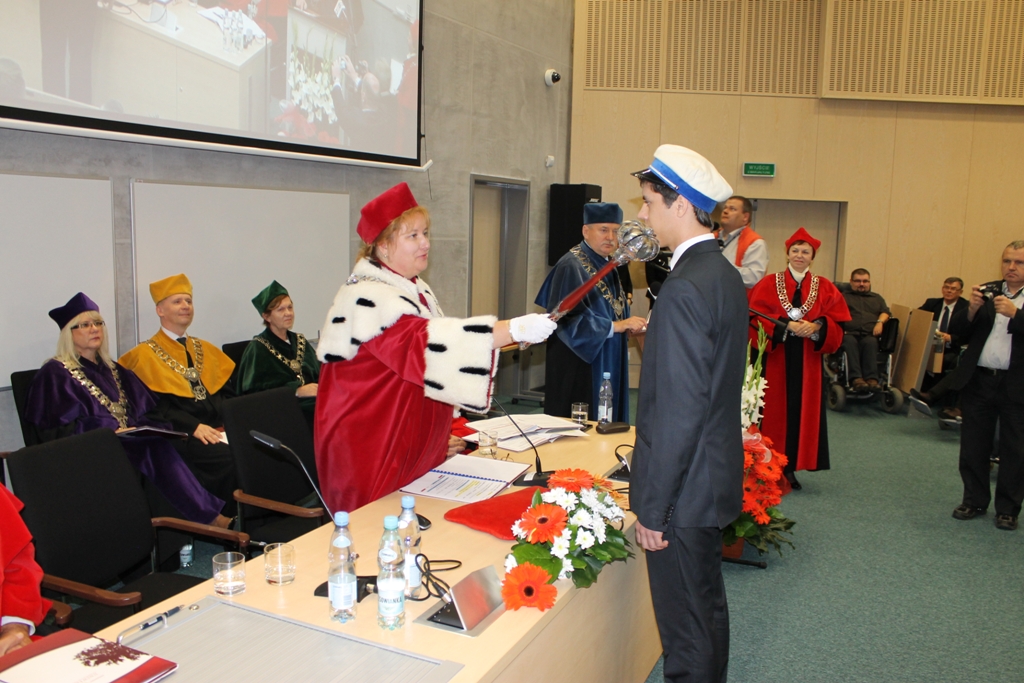 Studenci już na zajęciach! Rozpoczęcie nowego roku akademickiego 2013/2014 na UPH (fotogaleria)