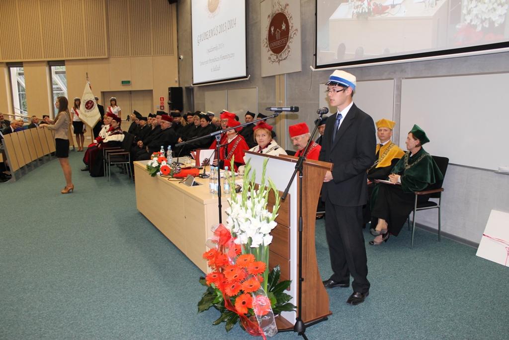Studenci już na zajęciach! Rozpoczęcie nowego roku akademickiego 2013/2014 na UPH (fotogaleria)