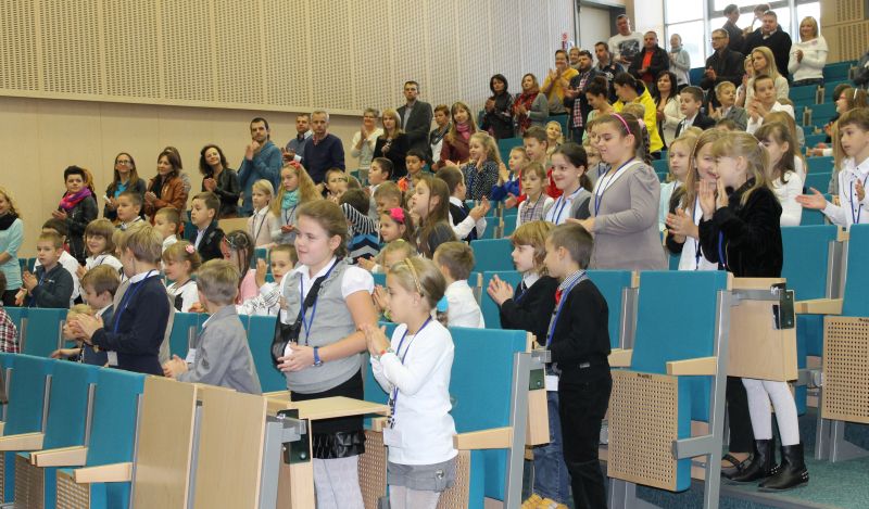Najstarsi studenci mają... 10 lat.