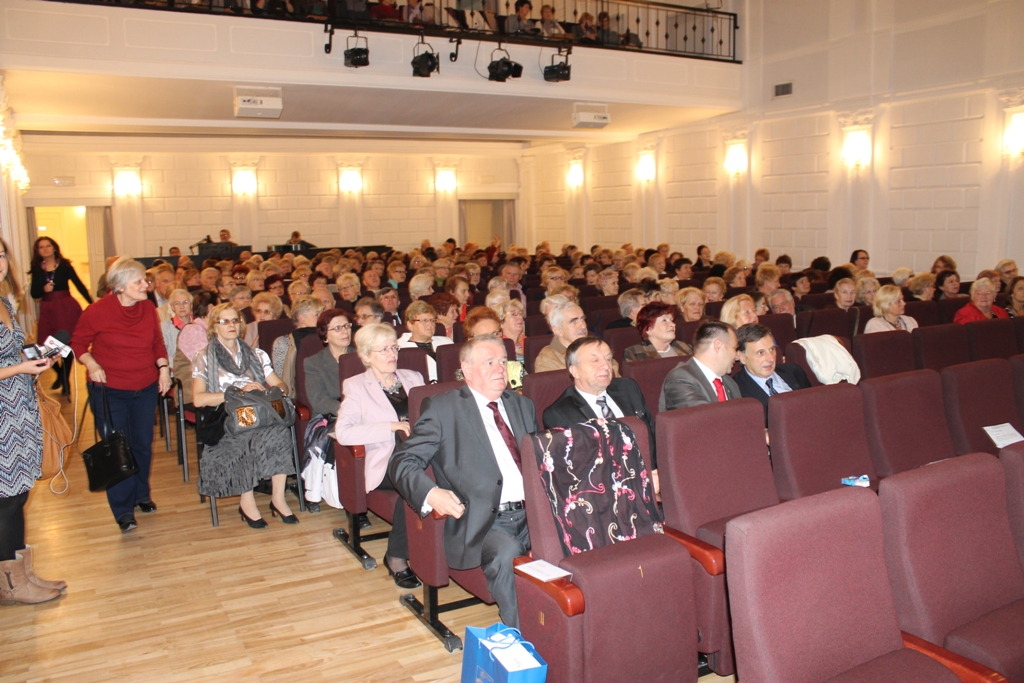 Seniorzy już studiują