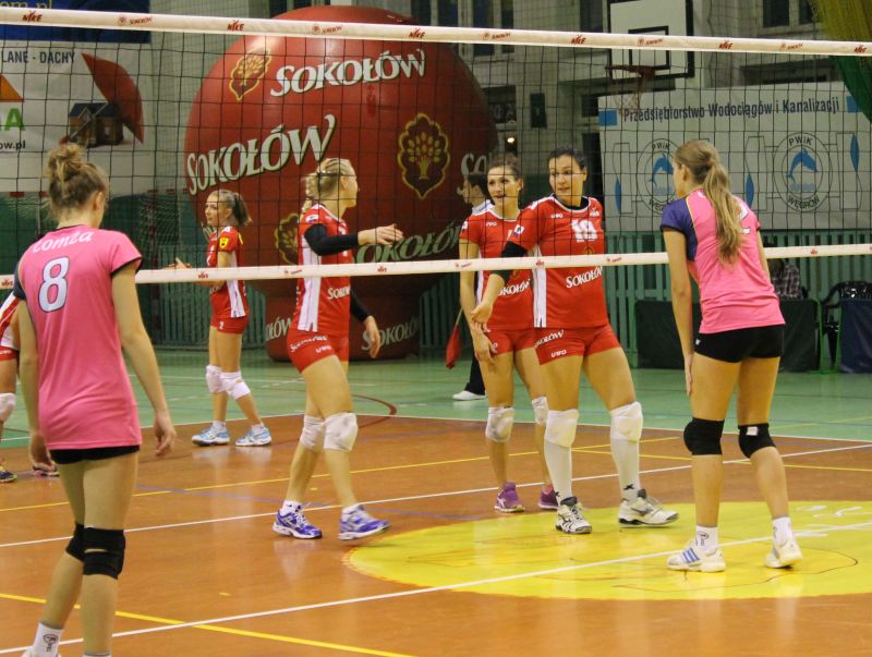 Nike Węgrów: piąte zwycięstwo bez straty seta!