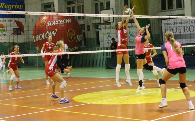 Nike Węgrów: piąte zwycięstwo bez straty seta!