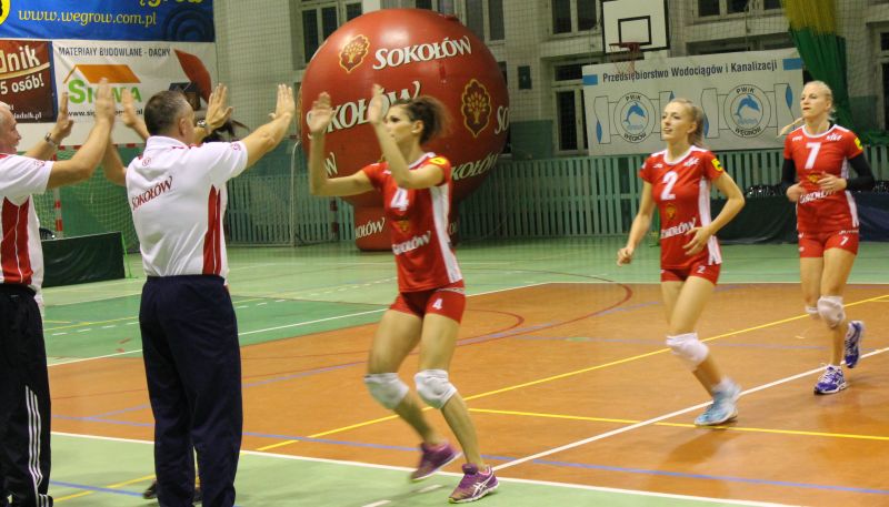 Nike Węgrów: piąte zwycięstwo bez straty seta!