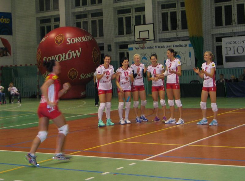 Nike: trudny przeciwnik, ale znów 3:0