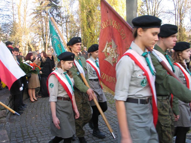 Uroczystości pod pomnikiem i bieg z rekordową frekwencją