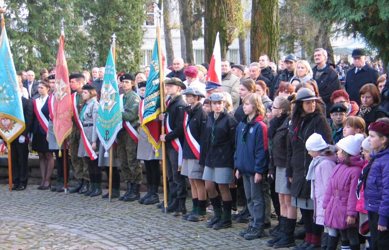 Uroczystości pod pomnikiem i bieg z rekordową frekwencją