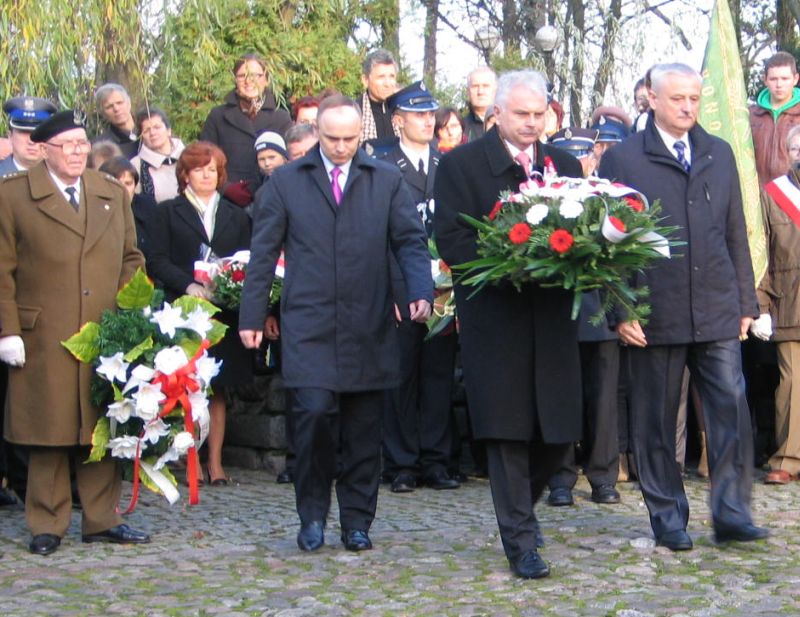 Uroczystości pod pomnikiem i bieg z rekordową frekwencją