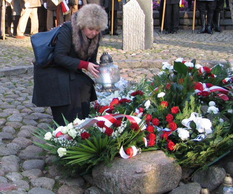 Uroczystości pod pomnikiem i bieg z rekordową frekwencją