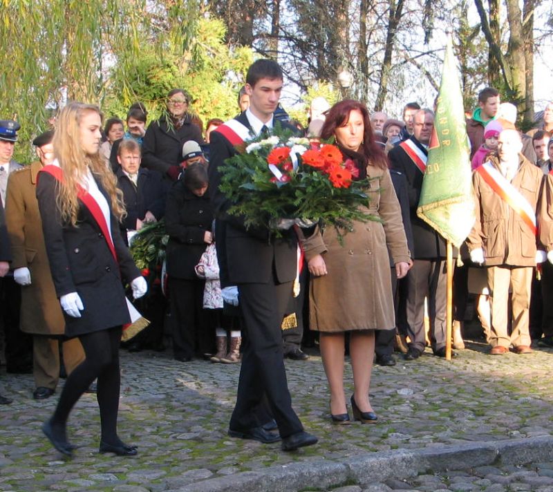 Uroczystości pod pomnikiem i bieg z rekordową frekwencją