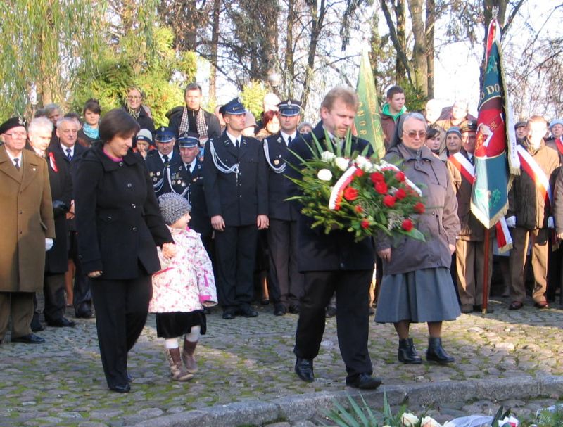 Uroczystości pod pomnikiem i bieg z rekordową frekwencją