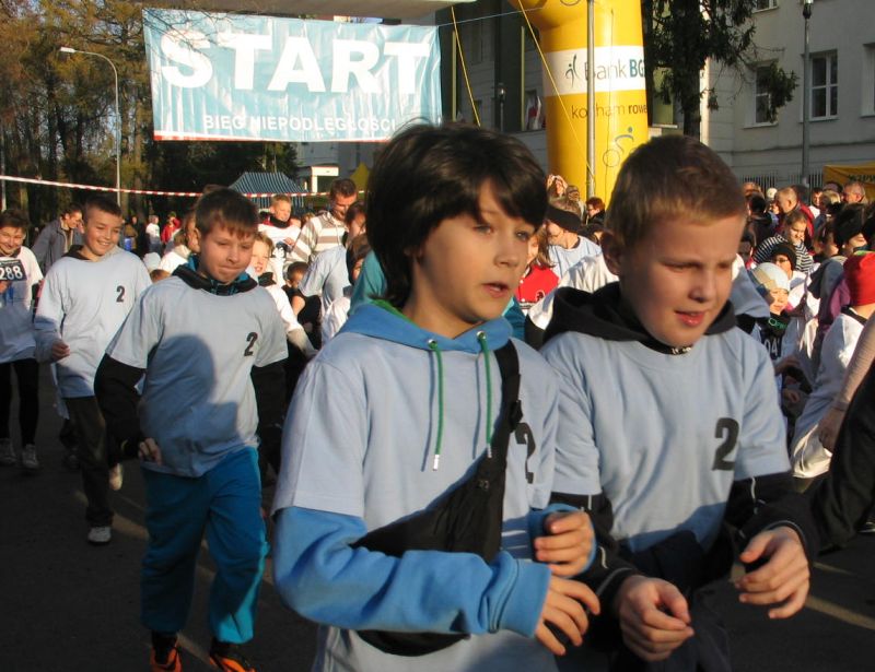 Uroczystości pod pomnikiem i bieg z rekordową frekwencją