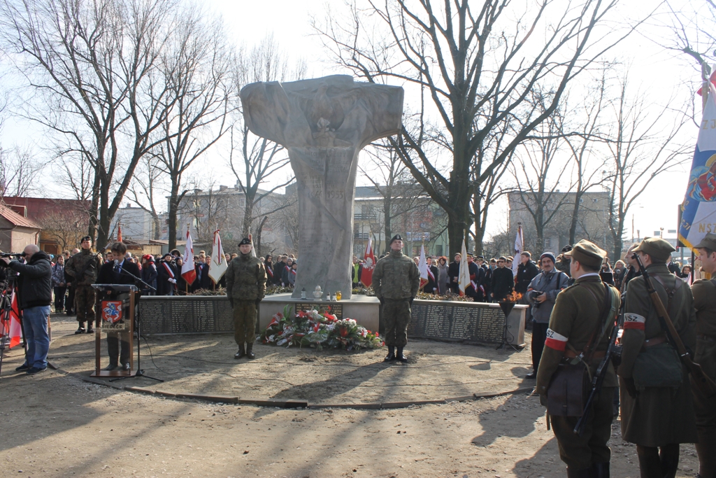 Oddali cześć bohaterom (fotorelacja)