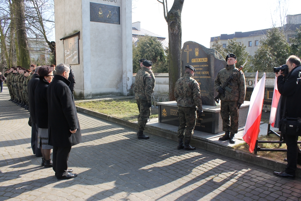 Oddali cześć bohaterom (fotorelacja)