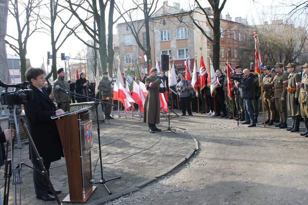 Oddali cześć bohaterom (fotorelacja)