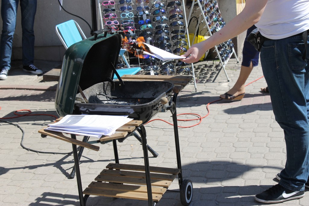 PITy poszły z dymem. Kolejna akcja KNP (fotorelacja)