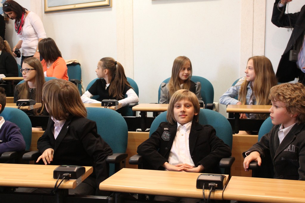 Prezydent wręczył stypendia uczniom (fotorelacja)