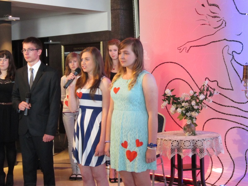 Poezja dla Boga i ludzi