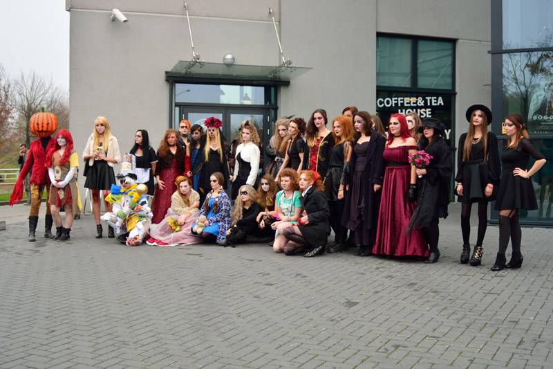 Przepraszam, w którą stronę na cmentarz? (fotorelacja)