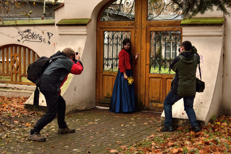 Przepraszam, w którą stronę na cmentarz? (fotorelacja)
