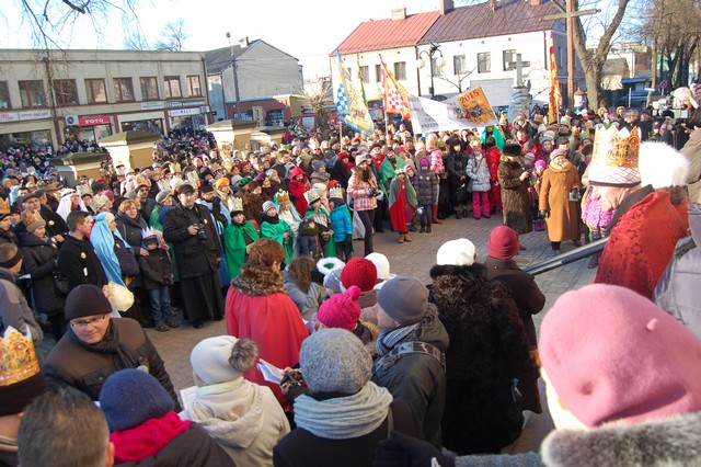 Trzej Królowie na ulicach Garwolina