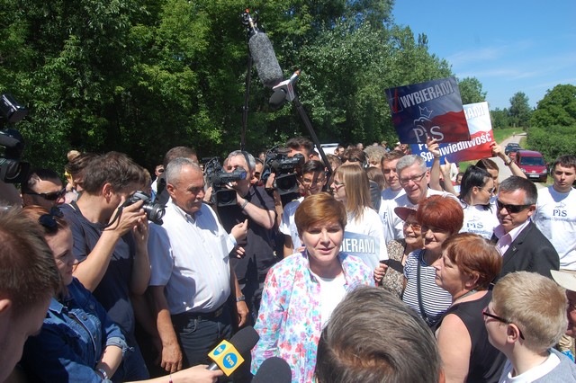 Beata Szydło na wałach