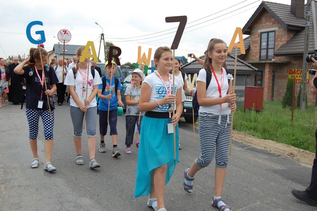 Ruszyli pielgrzymim szlakiem (fotorelacja)