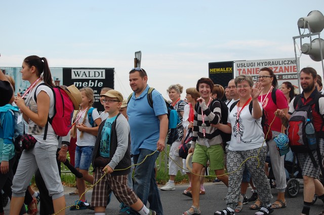 Ruszyli pielgrzymim szlakiem (fotorelacja)