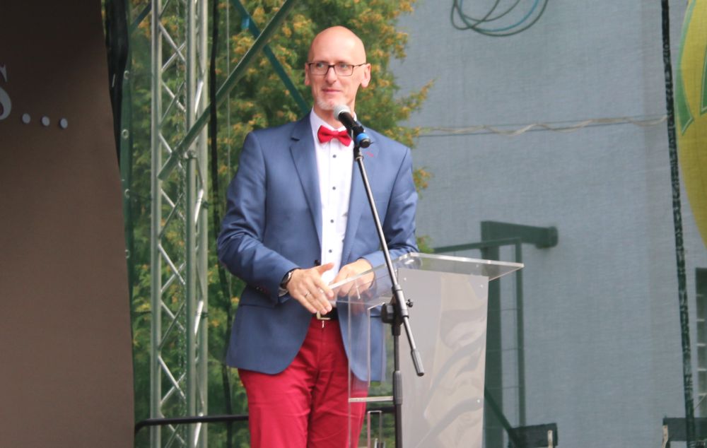 Ten 60-latek przeżywa drugą młodość