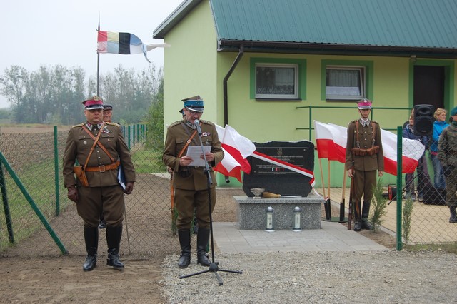 Upamiętnili obrońców mostu na Wiśle
