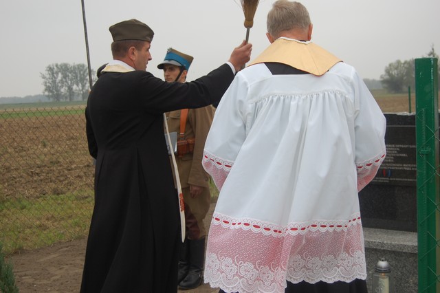Upamiętnili obrońców mostu na Wiśle