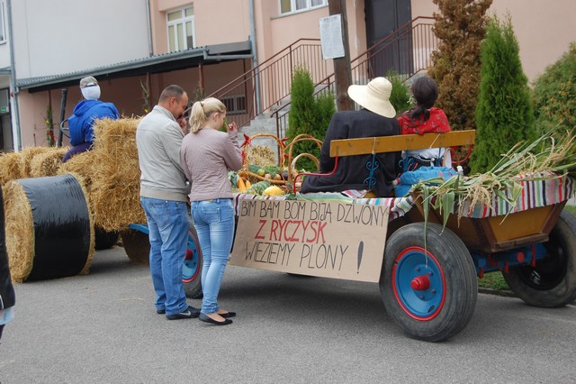 Miastkowskie dożynki z jajem
