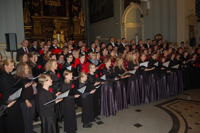 Śpiewali jednym głosem