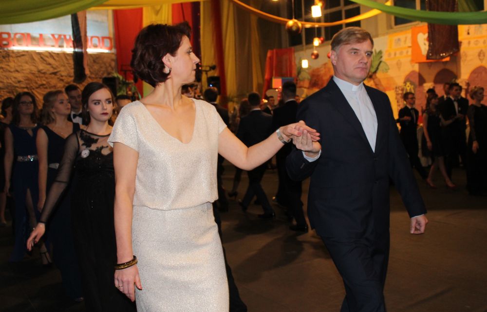 Studniówka w indyjskich klimatach