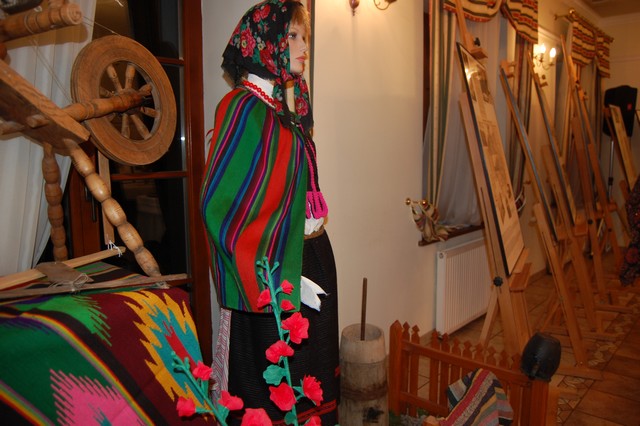 Czytali ?Chłopów? w dworku (galeria zdjęć)