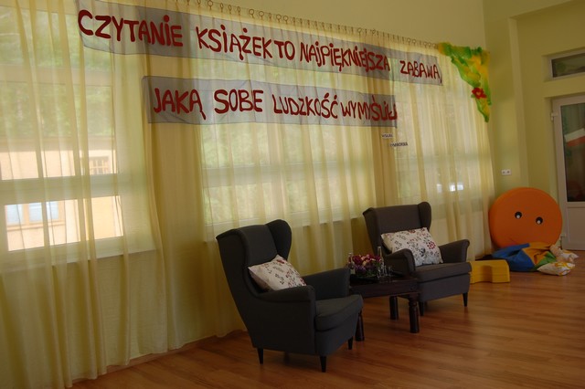 Para prezydencka czytała dzieciom (fotorelacja)