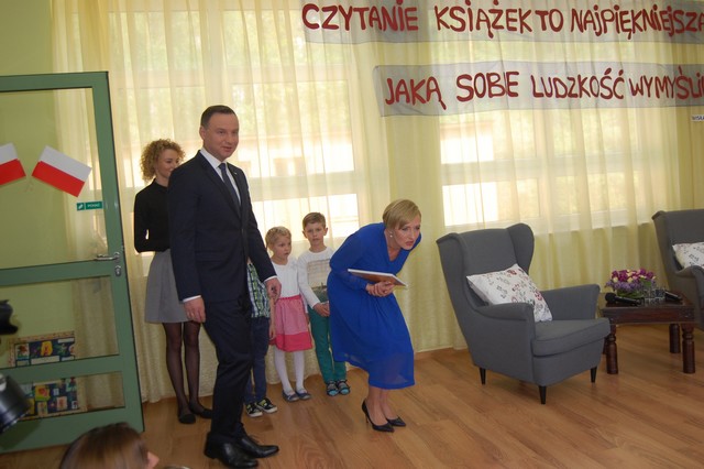 Para prezydencka czytała dzieciom (fotorelacja)