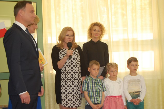 Para prezydencka czytała dzieciom (fotorelacja)