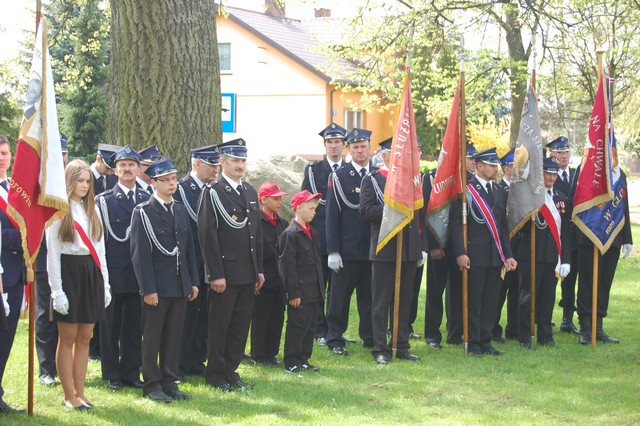 3 Maja uczcili polonezem (fotorelacja)