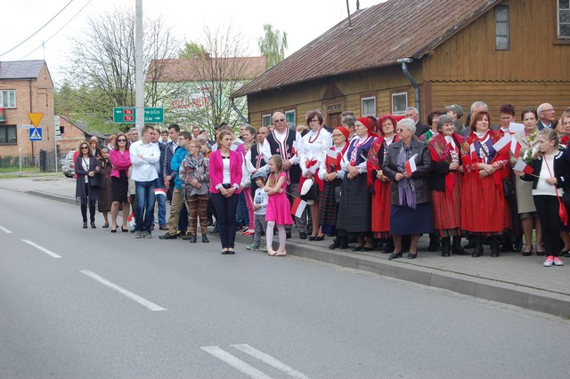 3 Maja uczcili polonezem (fotorelacja)