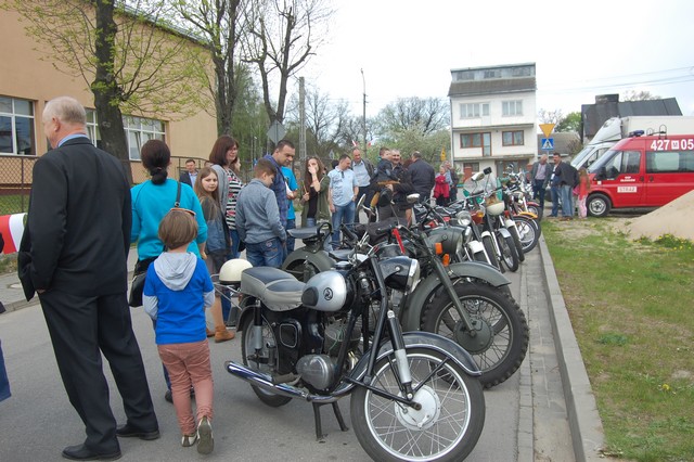 3 Maja uczcili polonezem (fotorelacja)
