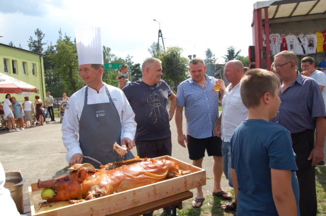 Licytowali dla Kasi Książek